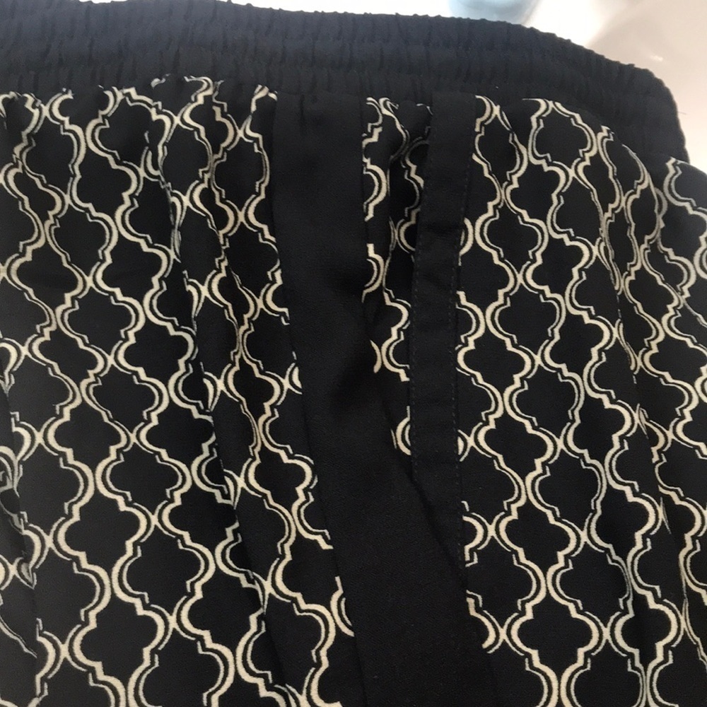 ZAC & RACHEL Contrast Panel Print Pants - Picture 5 of 8